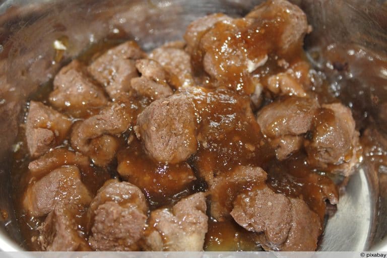 Was dürfen Hühner nicht fressen? Futter